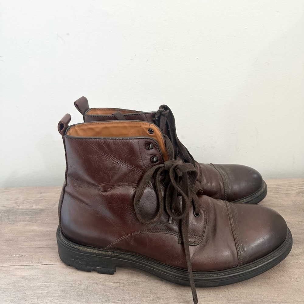 Bruno Magli Leather Ankle Boots Brown size 11 men fall dressy transitional